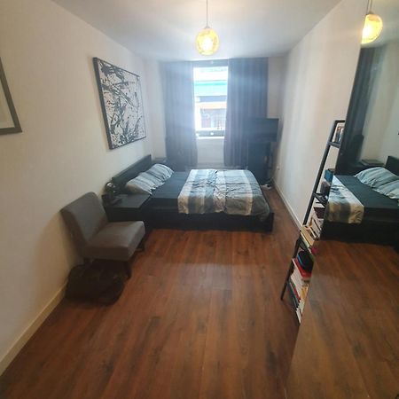 Double Room With Shared Bathroom ロンドン エクステリア 写真