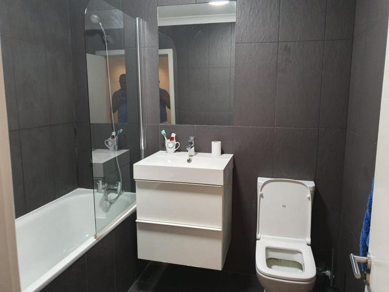 Double Room With Shared Bathroom ロンドン エクステリア 写真